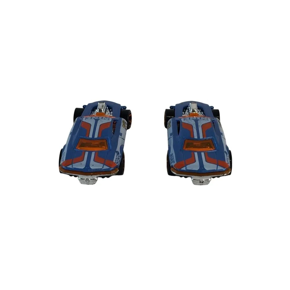 Hot Wheels Speedway Hauler 9 Nine Semi Trucks & Race Cars Blue Orange‎